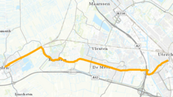 Klik en vergroot de kaart met de route uitgelegd in de tekst ernaast.