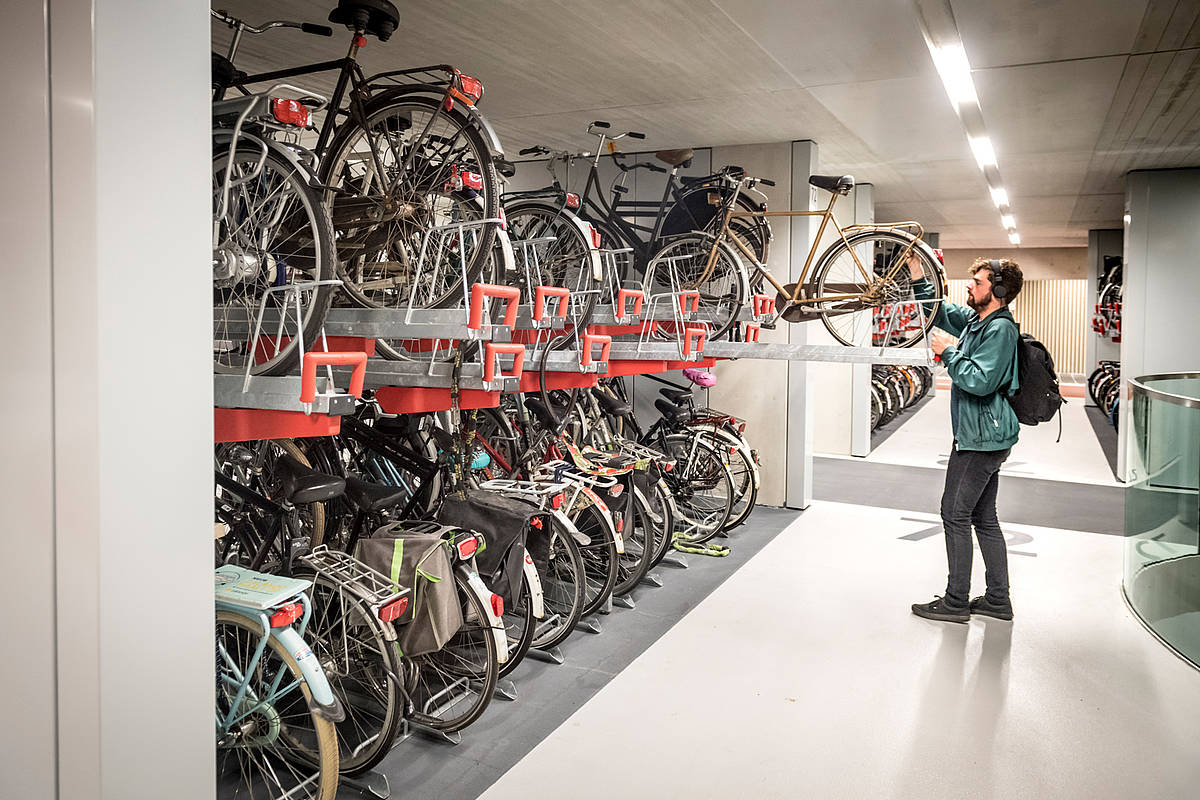 provincie Verraad Oneerlijk Bicycle parking Stationsplein | gemeente Utrecht