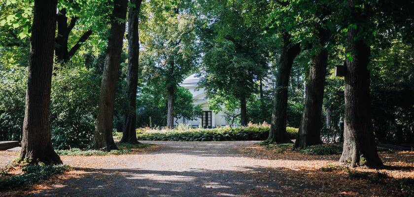 wandelpad op begraafplaats Kovelswade